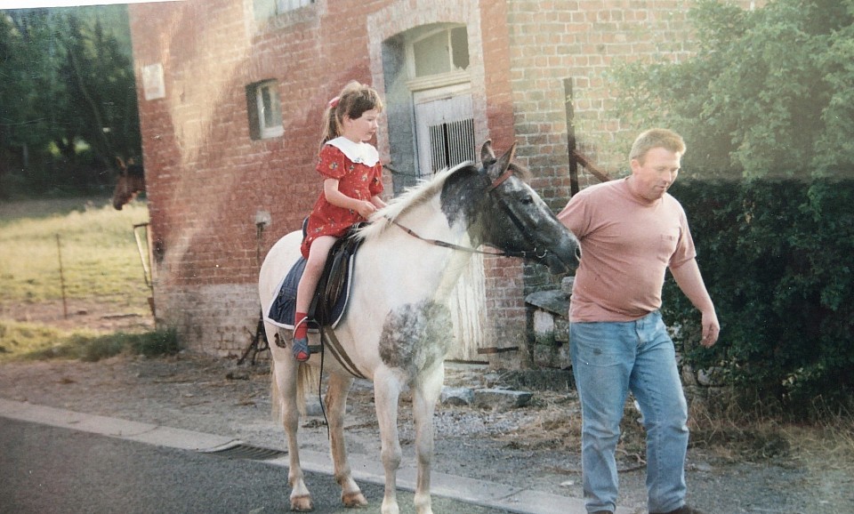 en 1990 peut-être ? En Belgique, j'attendais toujours de voir mon voisin pour aller près de ses chevaux !