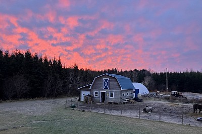 Un lever de soleil sur le début de l'aventure